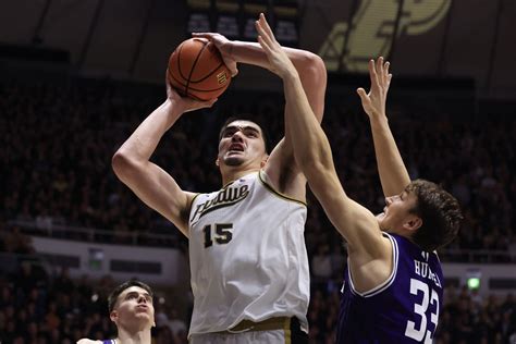 zach edey nba draft projection.